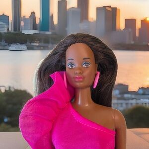 Vintage Christie Black Barbie Doll Spain Face In Best Buy C332G Pink Dress RARE